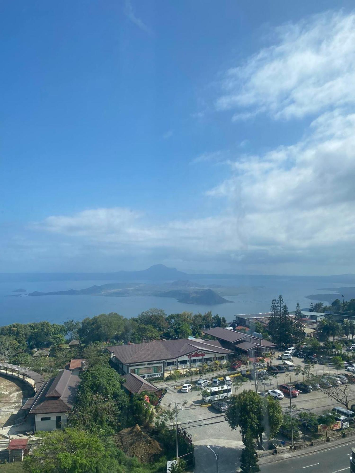 Smdc Tagaytay Taal Lake Condo Cook Netflix No Balcony No Free Parking Tagaytay City Zewnętrze zdjęcie