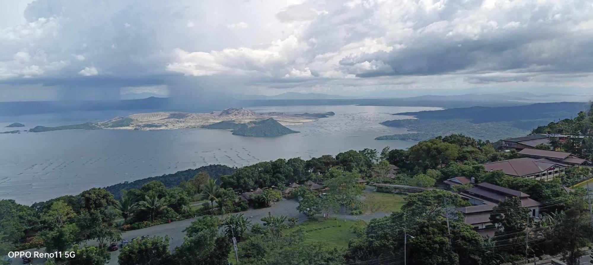 Smdc Tagaytay Taal Lake Condo Cook Netflix No Balcony No Free Parking Tagaytay City Zewnętrze zdjęcie